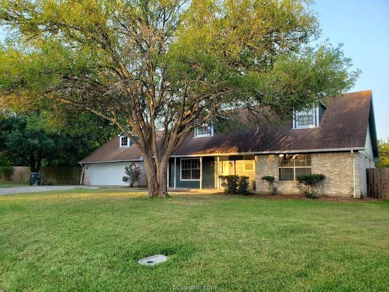 2109 Chase - Photo 1