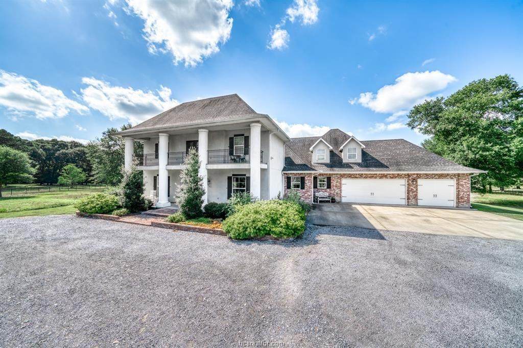 2790 Derby Lane - Photo 1