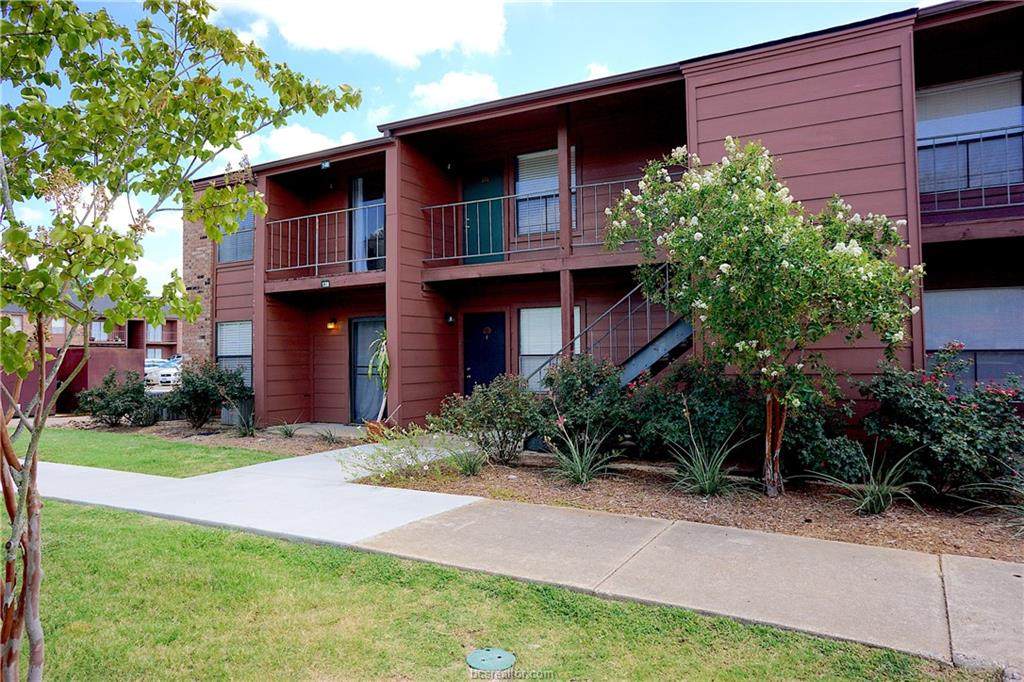 904 University Oaks #140 - Photo 1