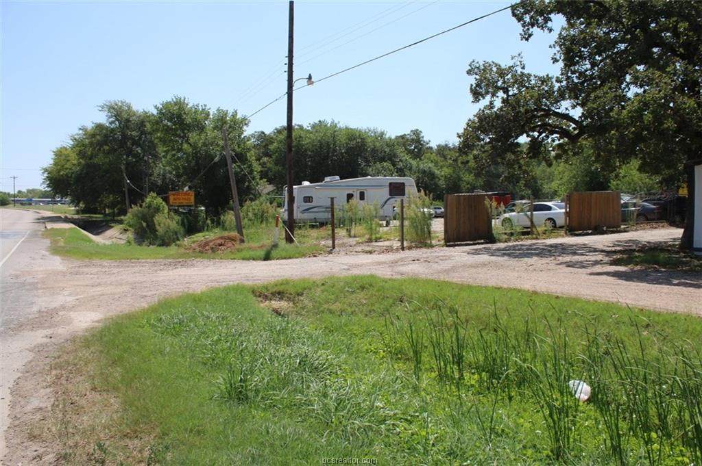 1518 Victory Street - Photo 1