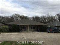 1001 Autumn Cir - Photo 1