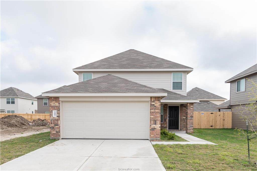 1005 Crossing Drive - Photo 1