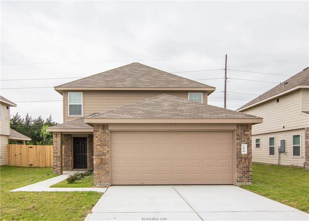 1010 Crossing Drive - Photo 1