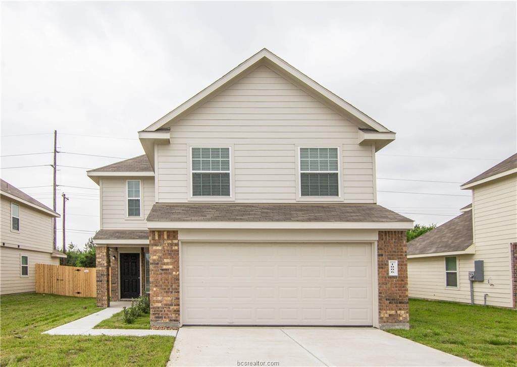 1006 Crossing Drive - Photo 1