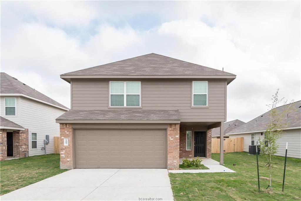 1007 Crossing Drive - Photo 1