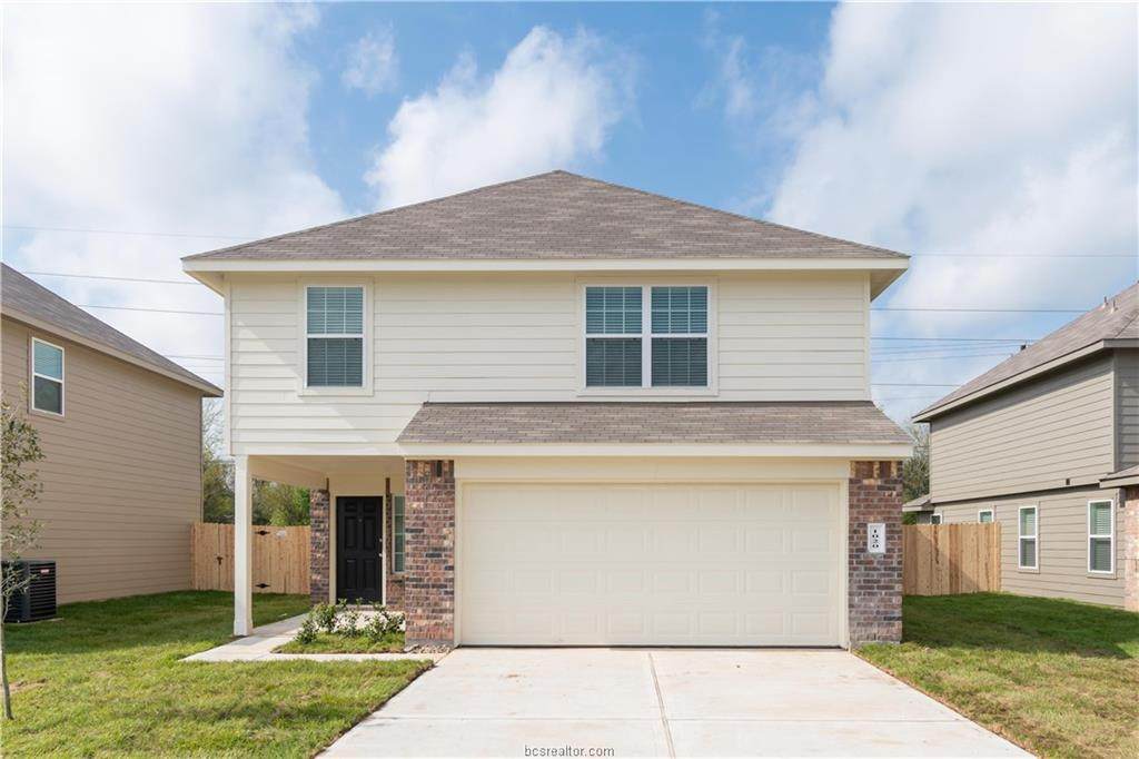 1020 Crossing Drive - Photo 1
