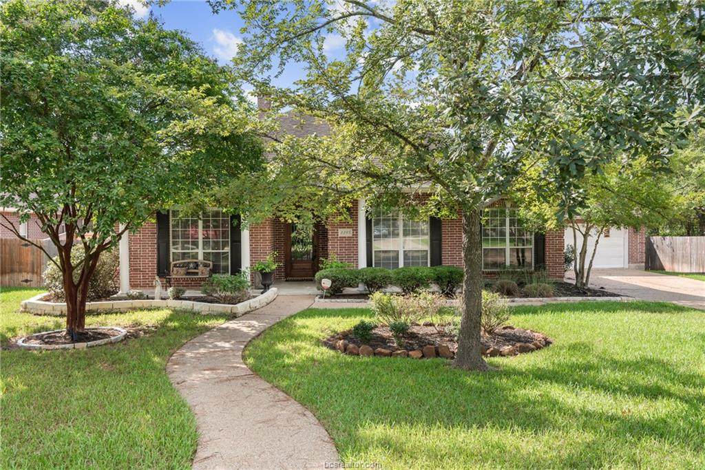 2245 Rockingham Loop - Photo 1