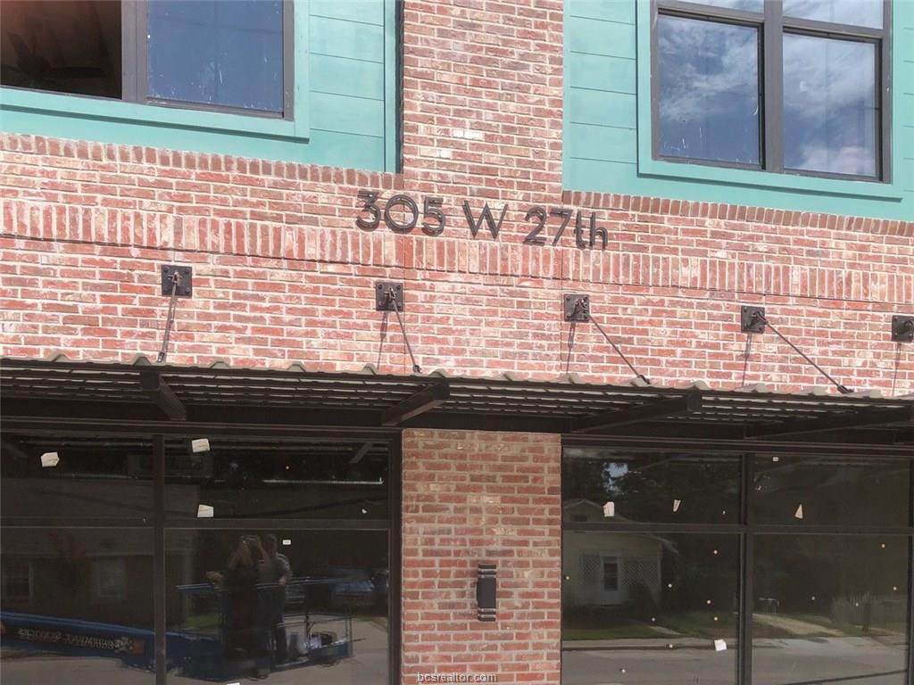 305 27th Street - Photo 1
