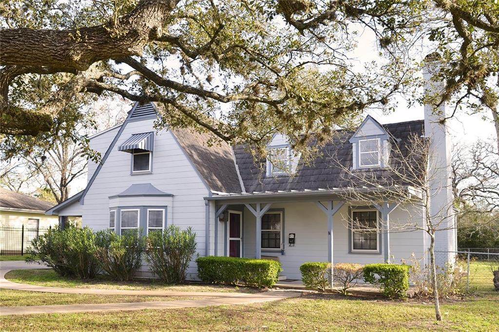 301 Pershing - Photo 1