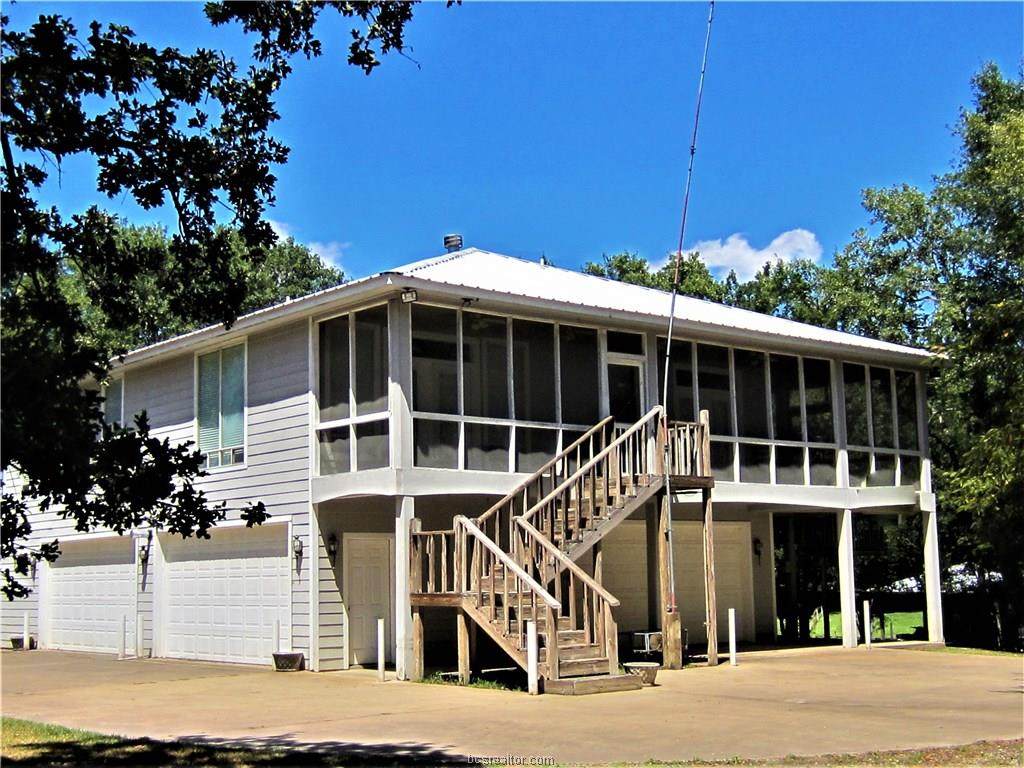 20358 Lakeshore Drive - Photo 1