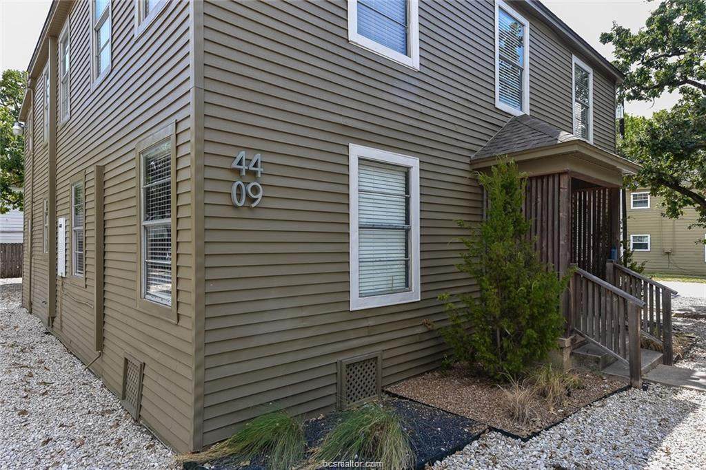 4409 College Main Street - Photo 1