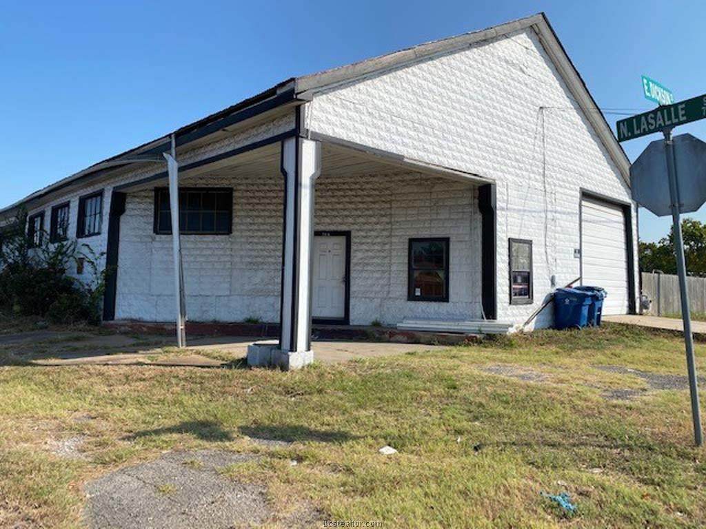 700 La Salle Street - Photo 1