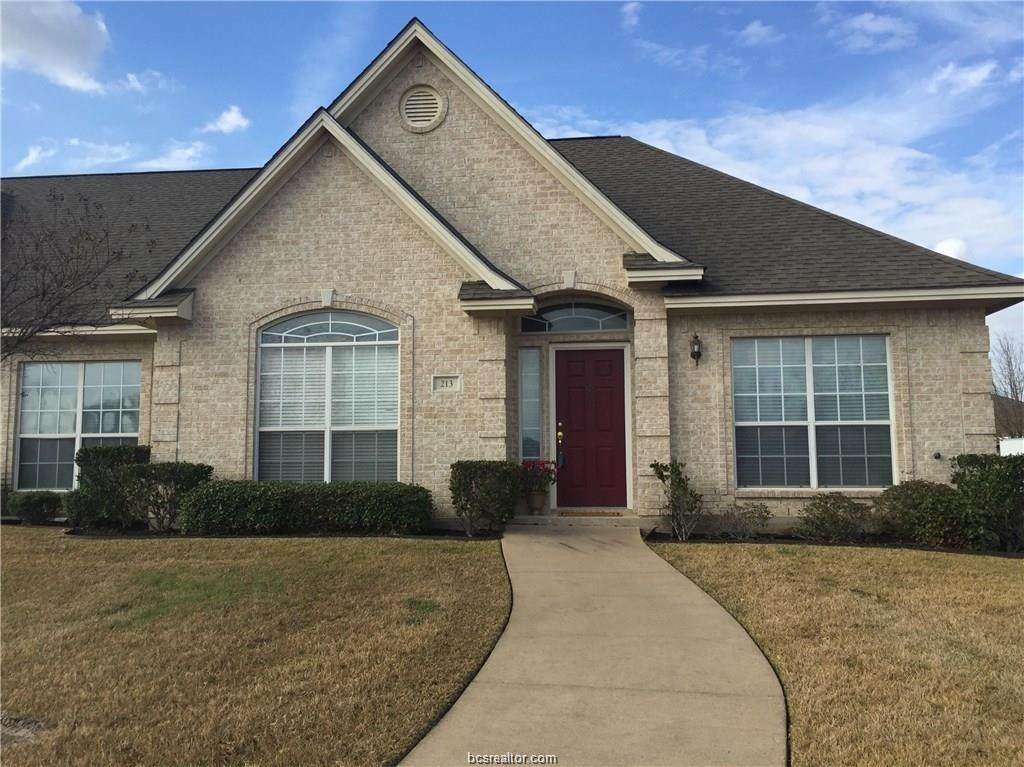 213 Navarro Drive - Photo 1