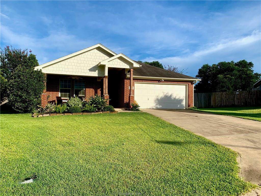 107 Garnet Court - Photo 1