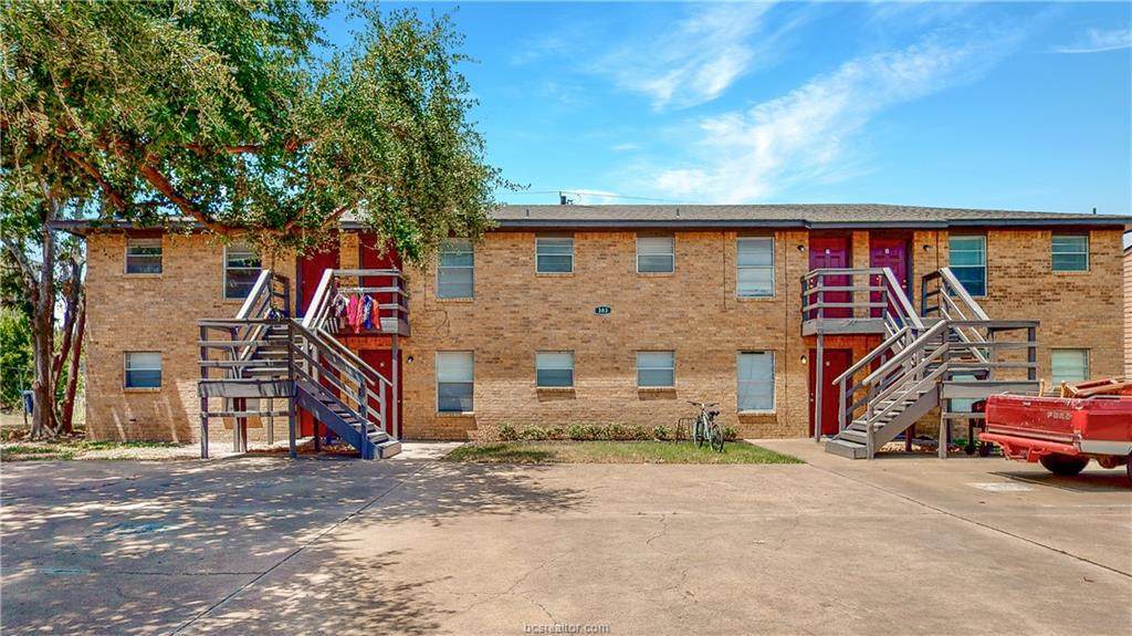 303 Spruce Street - Photo 1