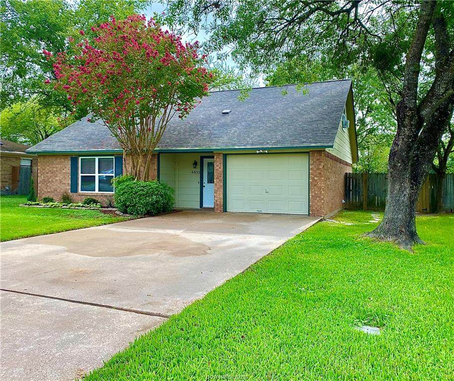 4400 Kingsdale Drive - Photo 1