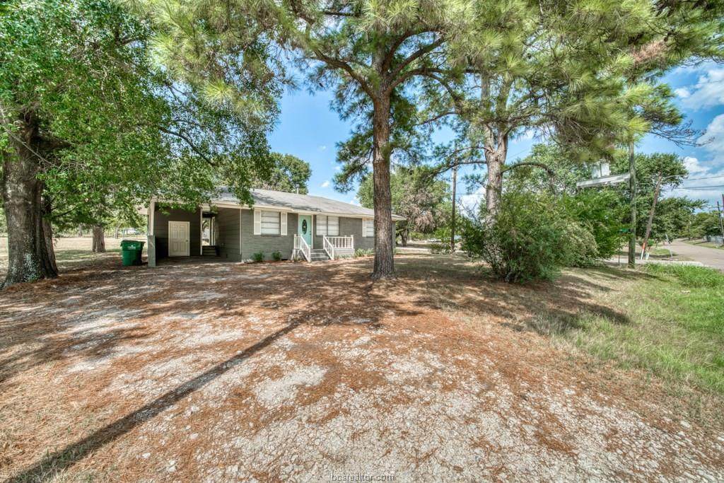 1425 Collard Street - Photo 1