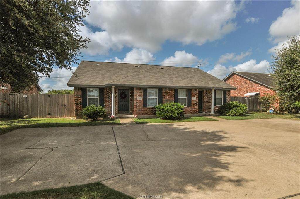 3610 Hollyhock - Photo 1