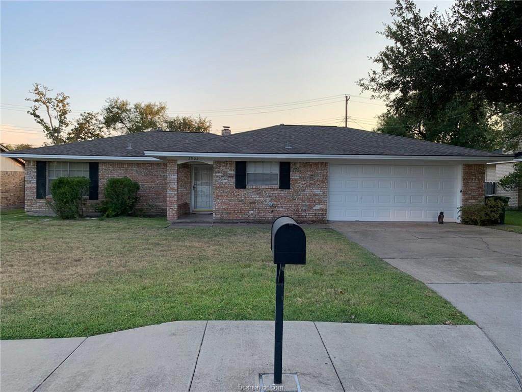 2902 Hillside Drive - Photo 1