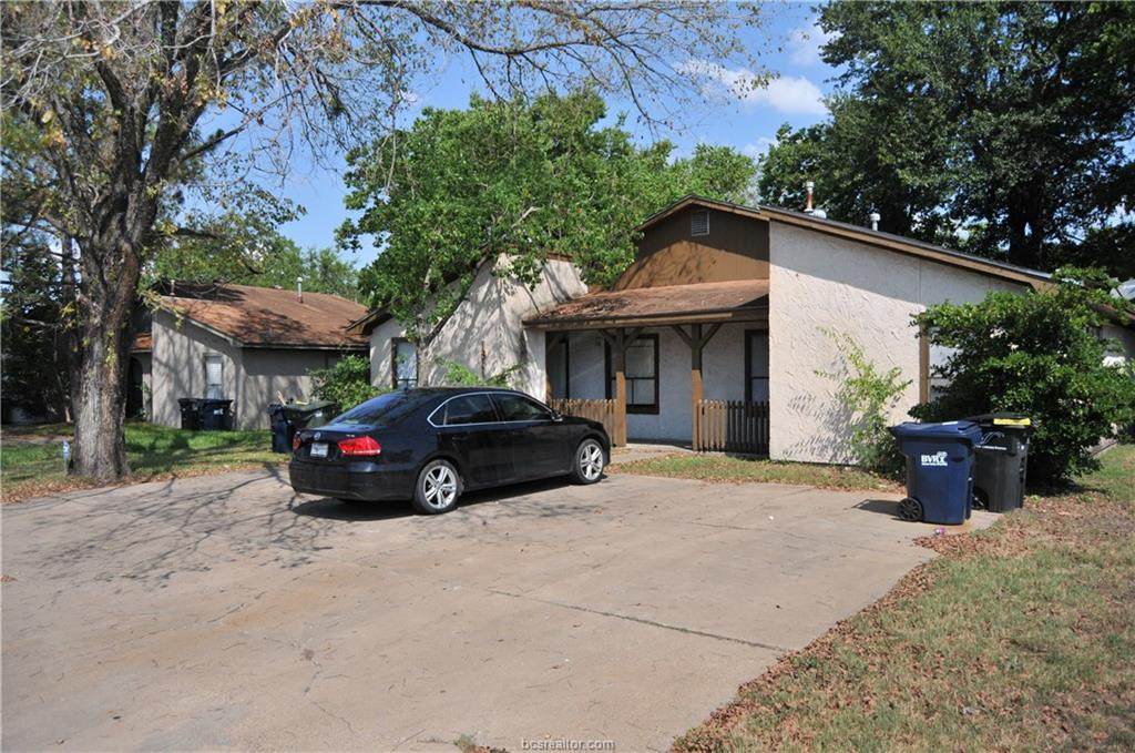 1511 Pine Ridge Drive - Photo 1