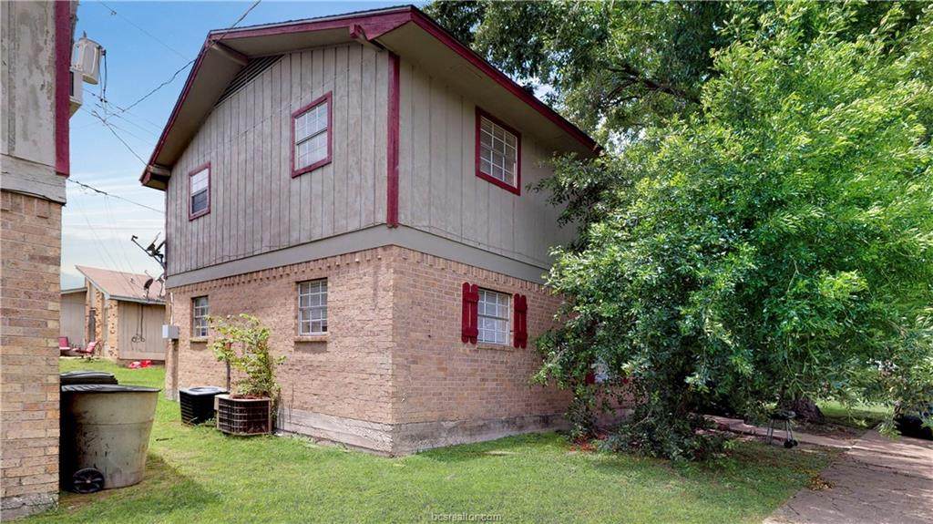 2402 Jaguar Drive - Photo 1