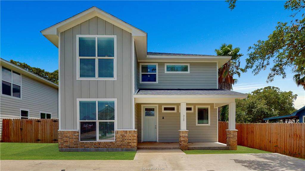 313 Fairway Drive - Photo 1
