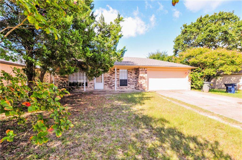 2604 Pedernales - Photo 1