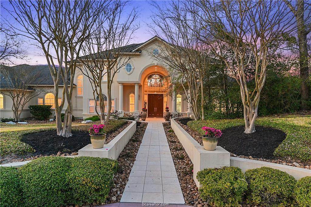 6010 Augusta Circle - Photo 1