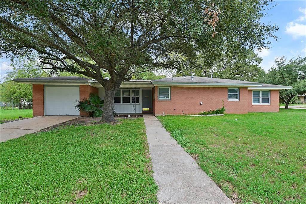 209 Fleetwood Street - Photo 1