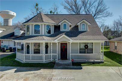 1608 Park Place - Photo 1