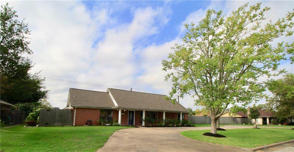 3608 Brockhampton Drive - Photo 1