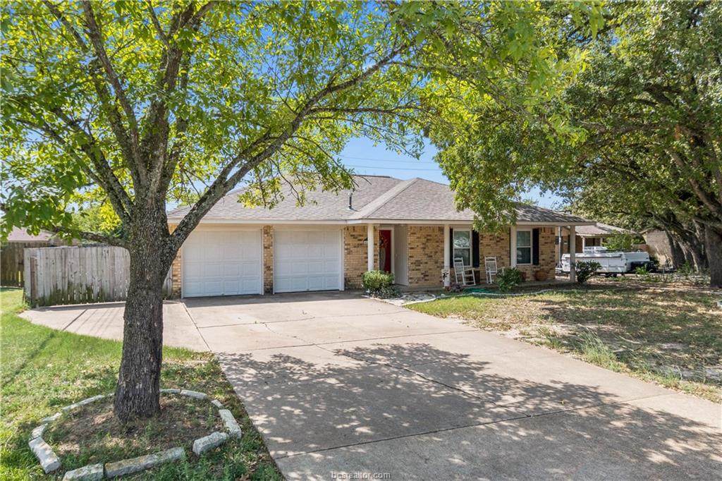 4418 Meadowbrook Drive - Photo 1