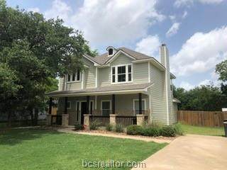 303 Gilchrist - Photo 1