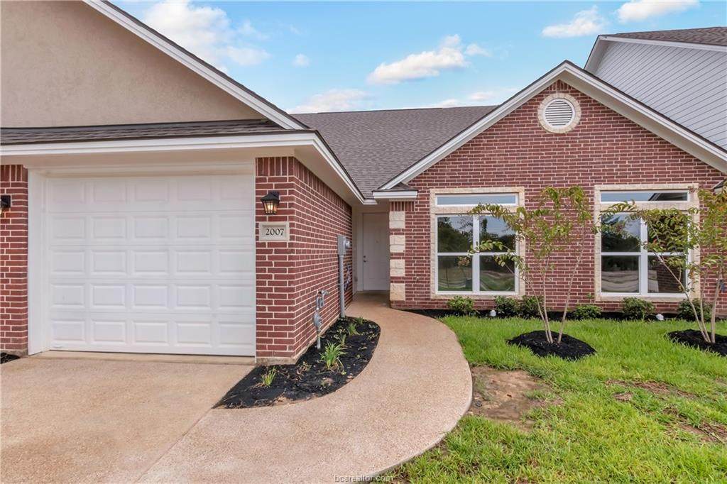 2007 Reagan Court - Photo 1