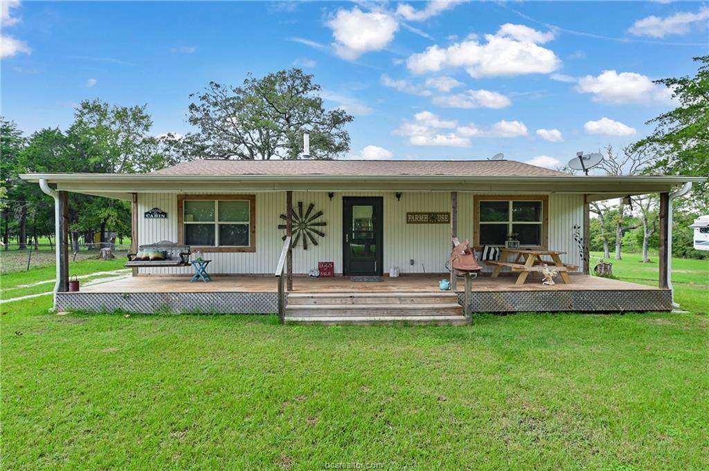 18741 Hwy 21 East - Photo 1