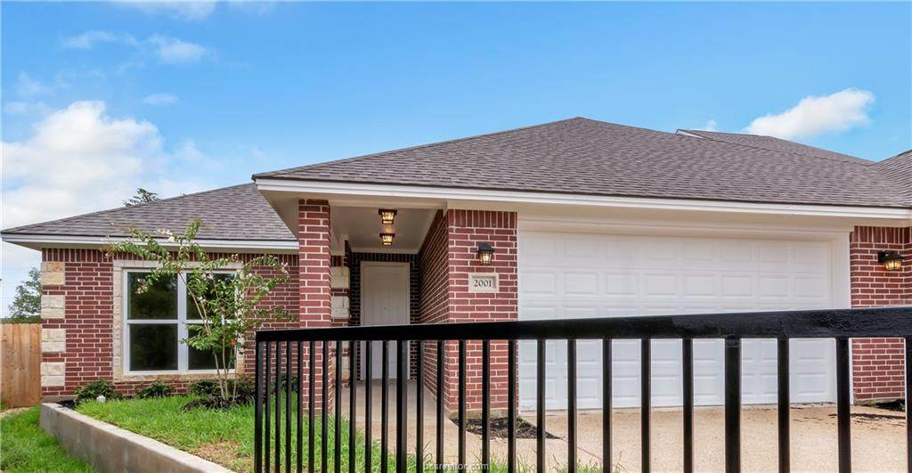 2001 Reagan Court - Photo 1