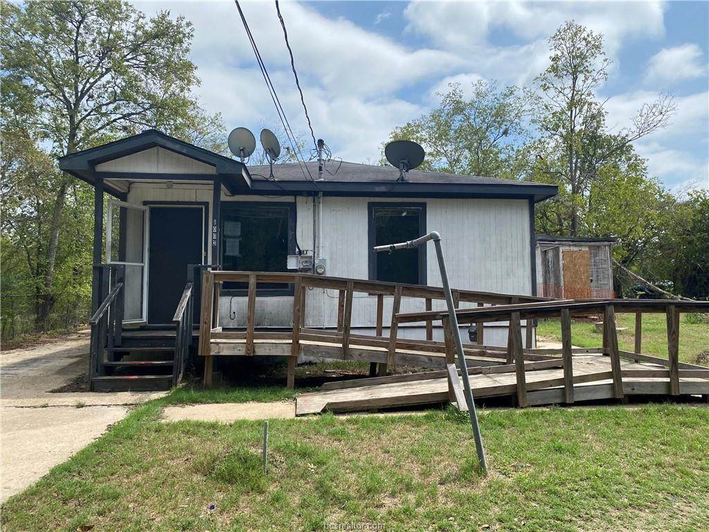 1003 Dale Street - Photo 1