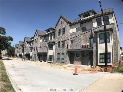 632 Clay Street - Photo 1