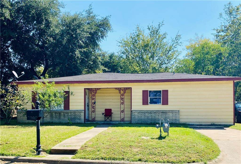 2211 Staunton Drive - Photo 1