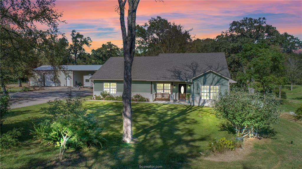 200 Creekside Drive - Photo 1