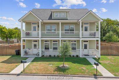 410 Live Oak - Photo 1