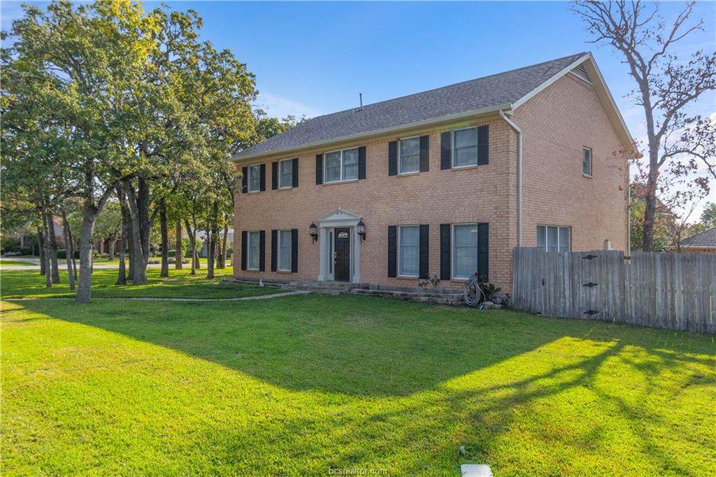2806 Briar Grove - Photo 1
