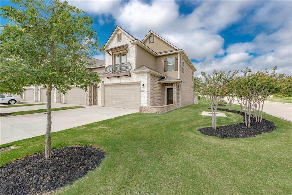 1400 Crescent Ridge Drive - Photo 1