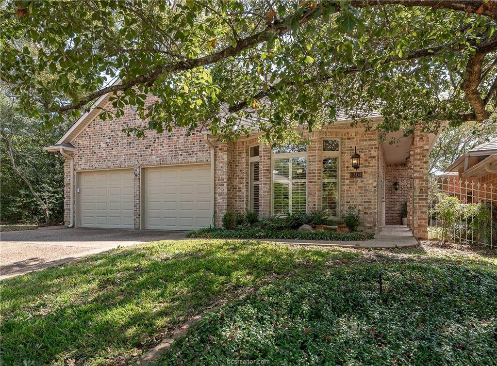 1304 Scarborough Drive - Photo 1
