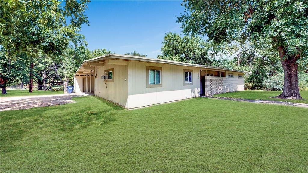 401 Glade Street - Photo 1