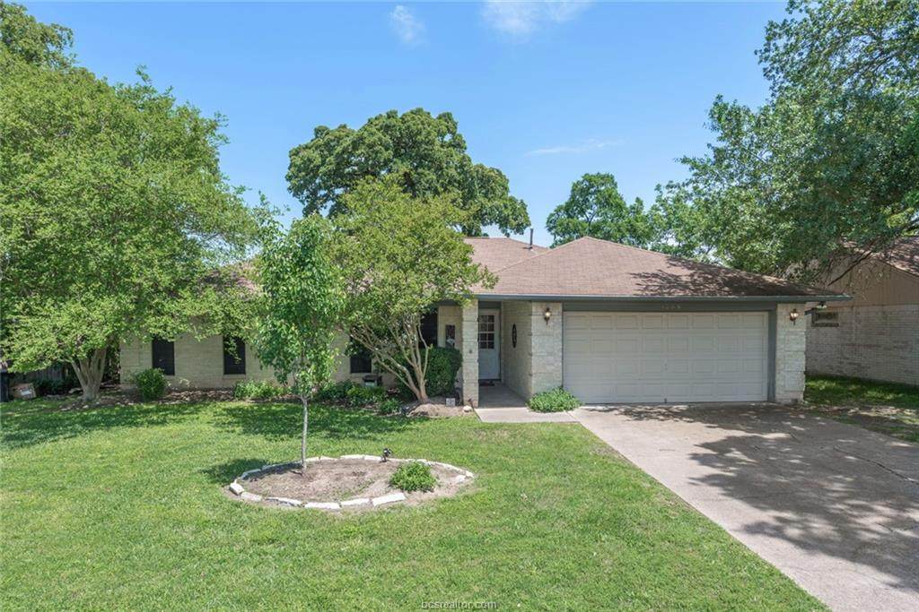 3005 Normand Drive - Photo 1
