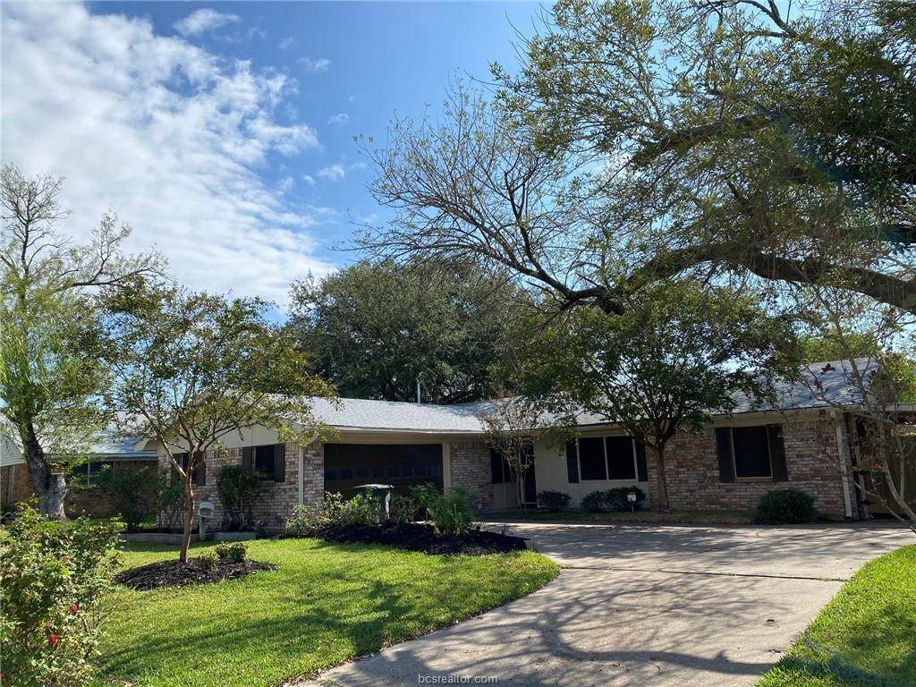 4000 Stillmeadow Drive - Photo 1