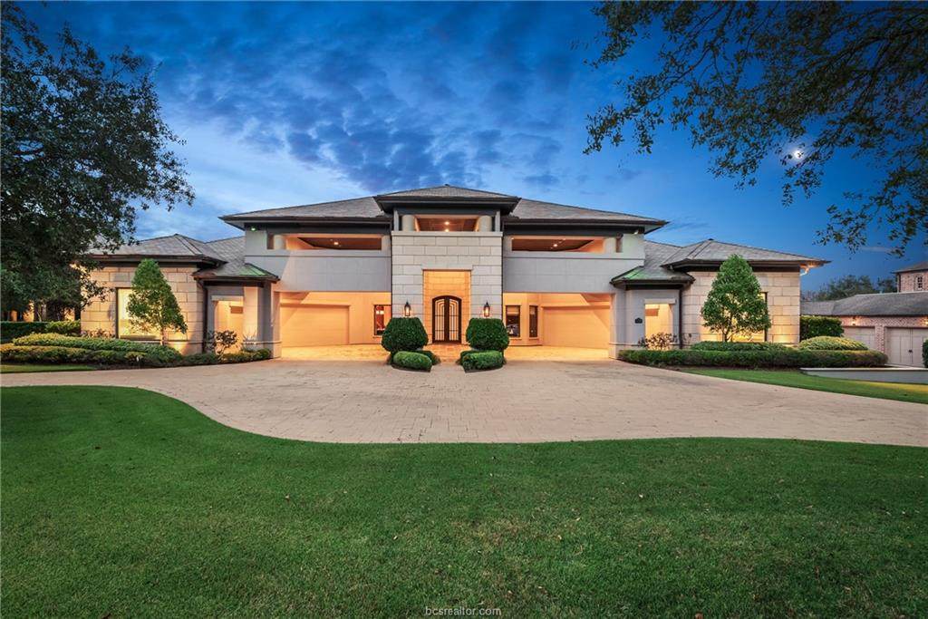 4718 Heron Lakes - Photo 1