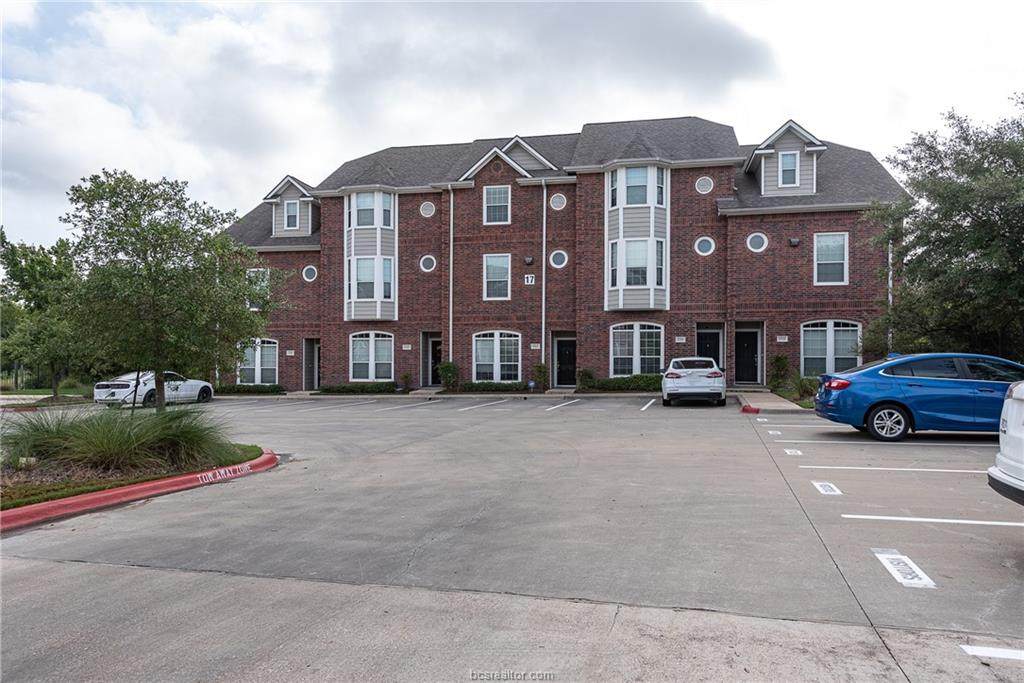 305 Holleman Drive - Photo 1