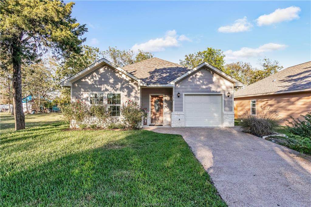 230 Apple Street - Photo 1